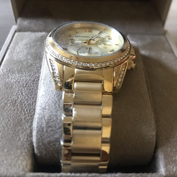 Michael Kors gold plated Chronograph watch - Picture 4 of 7